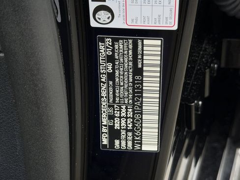 Used 2023 Mercedes-Benz S 500 4MATIC w/ AMG Line image 31