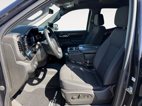 Used 2023 Chevrolet Silverado 1500 RST AWD/4WD image 10