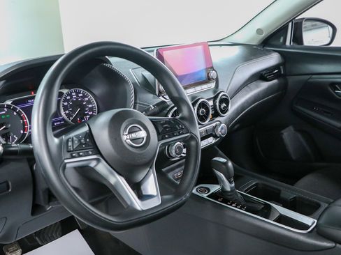 Used 2024 Nissan Sentra SV FWD image 22