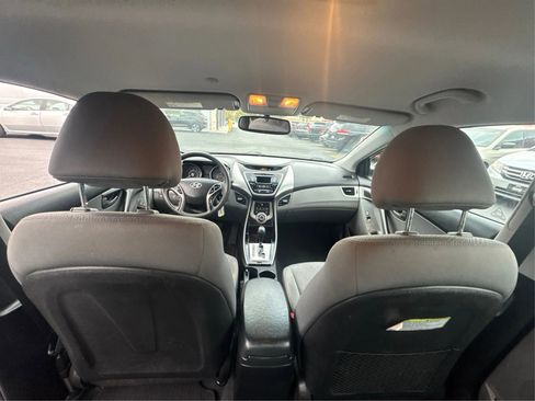 Used 2013 Hyundai Elantra GLS w/ Preferred Pkg image 24
