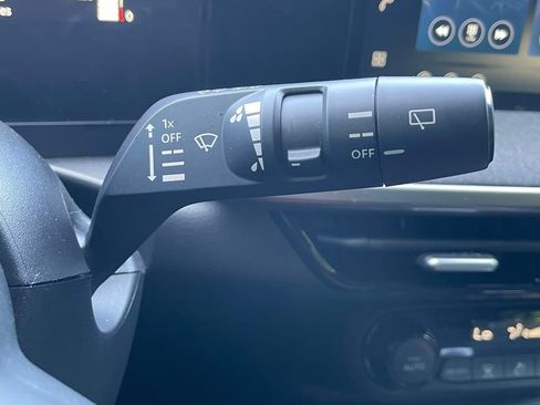 Used 2026 Nissan Kicks SV FWD image 21
