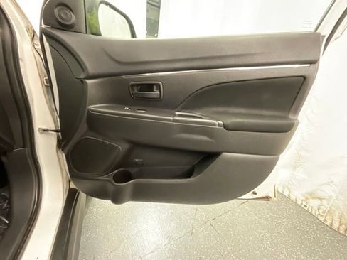 Used 2015 Mitsubishi Outlander Sport ES AWD/4WD image 21