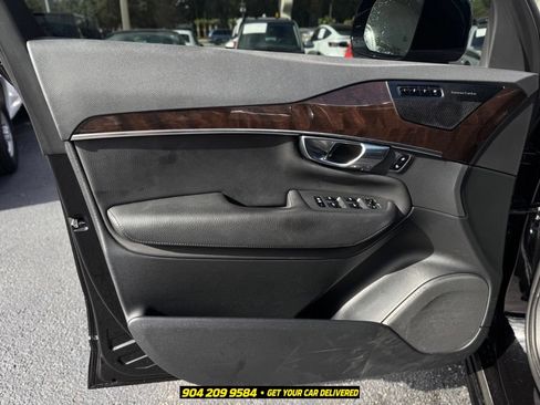 Used 2019 Volvo XC90 T6 Momentum w/ Advanced Package AWD/4WD image 17