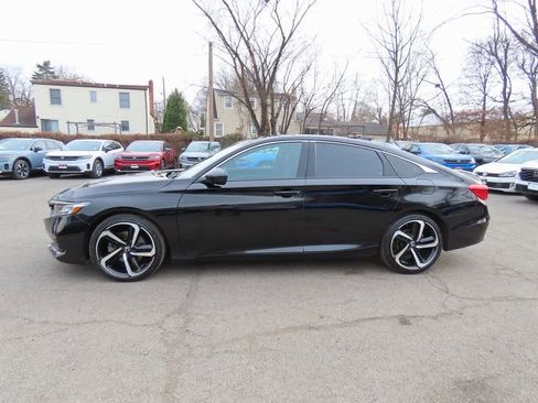 Certified 2022 Honda Accord Sport image 3