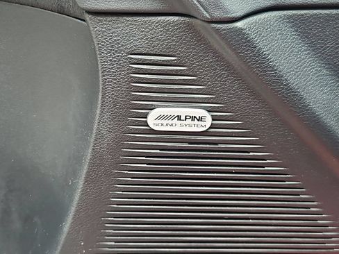 Certified 2020 Dodge Challenger R/T RWD image 30