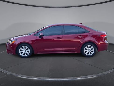 Used 2024 Toyota Corolla LE FWD image 5