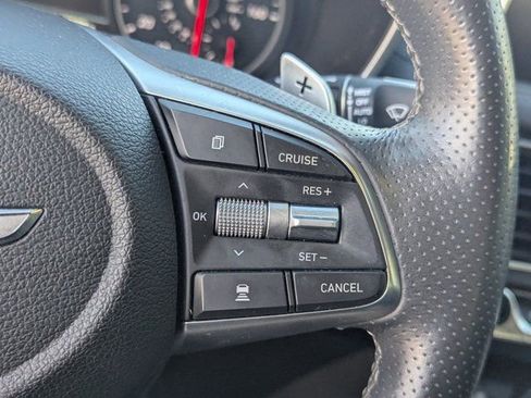 Used 2020 Genesis G70 2.0T image 19