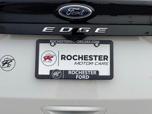 Certified 2024 Ford Edge ST-Line w/ Class II Trailer Tow Package AWD/4WD image 34