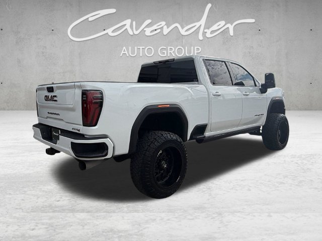 Used 2025 GMC Sierra 2500 AT4 w/ AT4 Premium Plus Package AWD/4WD image 16