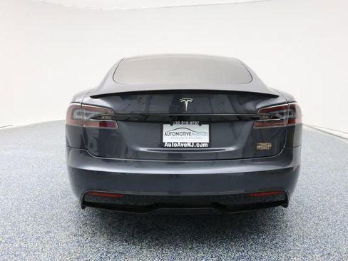 Used 2021 Tesla Model S Plaid image 4
