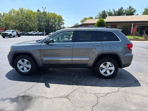 Used 2012 Jeep Grand Cherokee Laredo AWD/4WD image 8