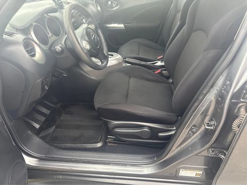 Used 2011 Nissan Juke S AWD/4WD image 10