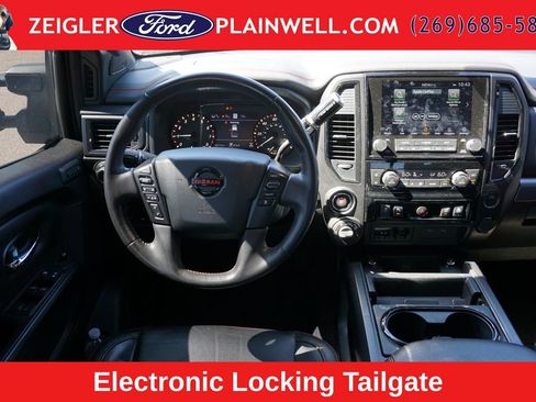 Used 2021 Nissan Titan PRO-4X w/ Pro-4x Convenience Package AWD/4WD image 13