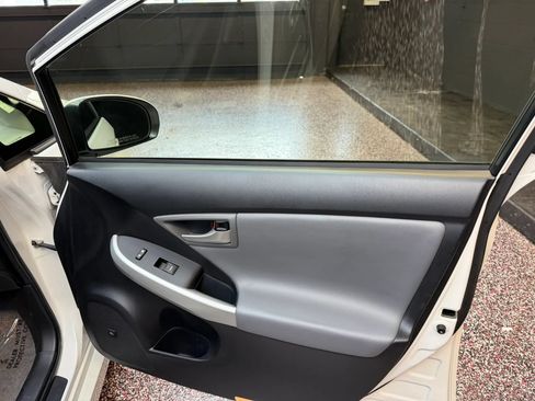 Used 2012 Toyota Prius Four FWD image 37