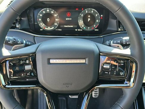 New 2026 Land Rover Range Rover Evoque Dynamic SE image 12