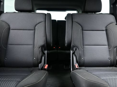 Used 2023 GMC Acadia SLE w/ Driver Convenience Package FWD image 15