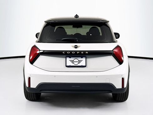 New 2026 MINI Cooper 2-Door Hardtop FWD image 6