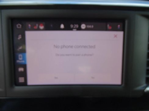 Used 2023 Chrysler Voyager LX FWD image 25