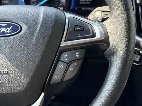 Used 2024 Ford Edge SEL AWD/4WD image 7