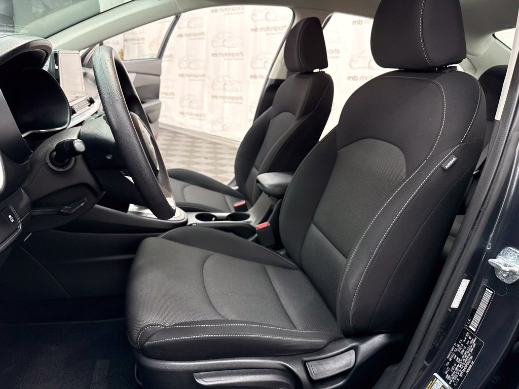Used 2023 Kia Forte LX FWD image 11
