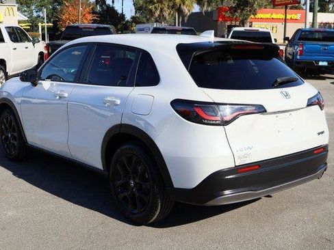 Used 2023 Honda HR-V Sport image 5
