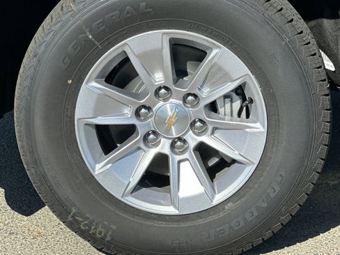 New 2026 Chevrolet Silverado 1500 LT image 33