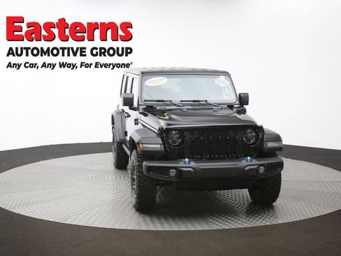 Used 2023 Jeep Wrangler Unlimited w/ Dual Top Group AWD/4WD image 57