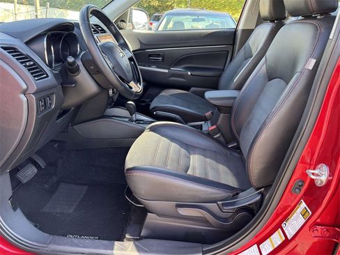 Used 2024 Mitsubishi Outlander Sport ES image 20