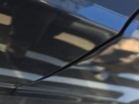 Used 2018 Tesla Model X image 17