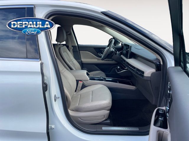 Used 2023 Lincoln Corsair AWD w/ Equipment Group 101A image 19
