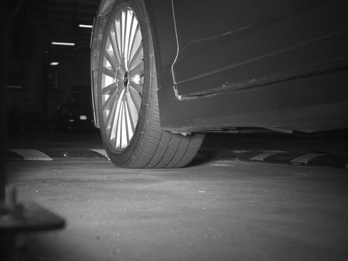 Used 2017 Lincoln MKZ Reserve FWD image 9