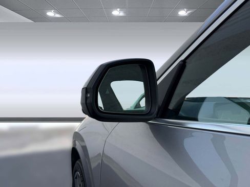 Certified 2025 BMW X1 xDrive28i image 20