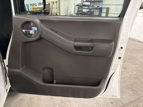 Used 2008 Nissan Xterra Off-Road w/ Tow Pkg AWD/4WD image 56
