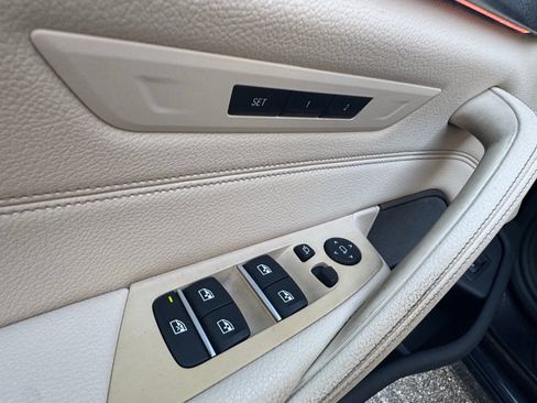 Used 2019 BMW 540i xDrive w/ Convenience Package image 24