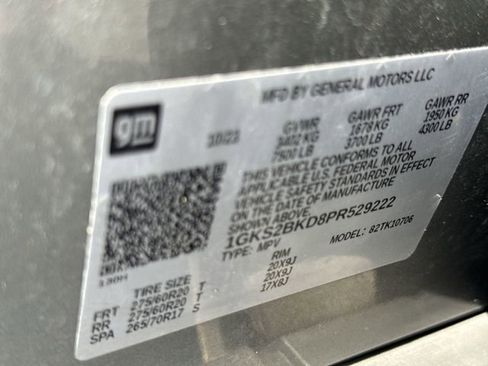 Used 2023 GMC Yukon SLT w/ SLT Luxury Package AWD/4WD image 34
