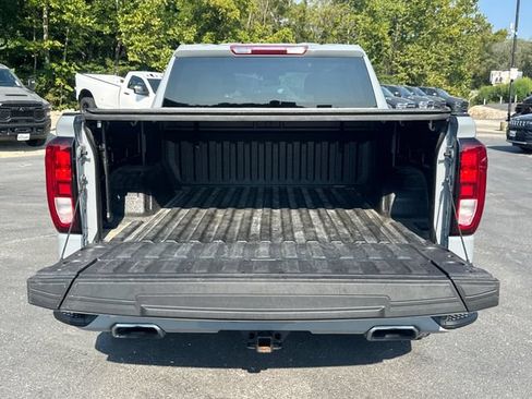 Used 2024 GMC Sierra 1500 Elevation w/ X31 Off-Road Package AWD/4WD image 9