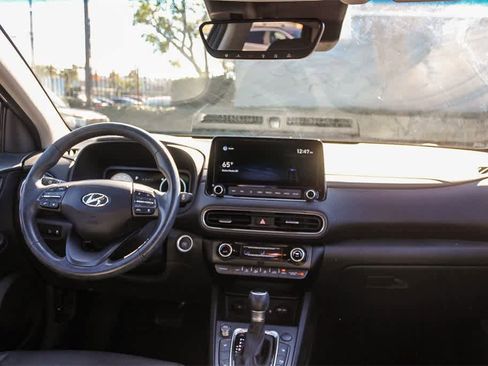 Certified 2022 Hyundai Kona Limited image 18