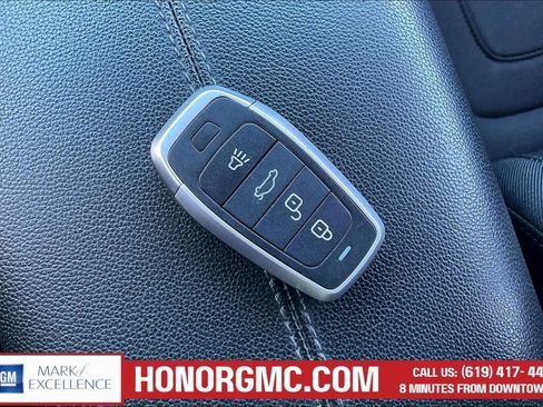 Used 2022 Hyundai Tucson SEL w/ Cargo Package image 35