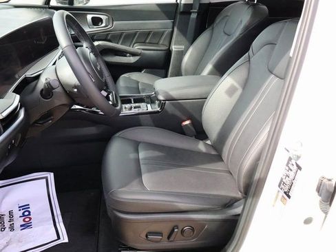 New 2025 Kia Sorento SX FWD image 43