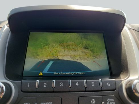 Used 2016 Chevrolet Equinox LT FWD image 18