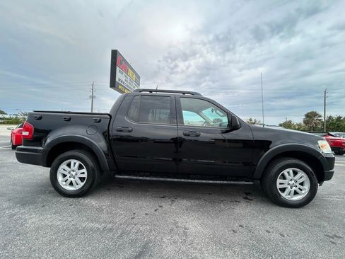 Used 2010 Ford Explorer Sport Trac XLT image 8