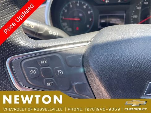 Used 2020 Chevrolet Malibu LT FWD image 16
