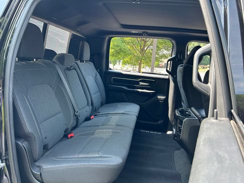 Used 2019 RAM 1500 Big Horn AWD/4WD image 43