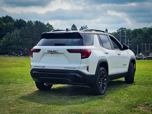 New 2027 GMC Terrain Elevation w/ Elevation Premium Package AWD/4WD image 3