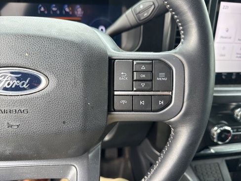 Used 2024 Ford F350 Lariat w/ Black Appearance Package image 40