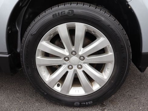 Used 2012 Subaru Forester 2.5X Premium w/ All-Weather Pkg AWD/4WD image 44
