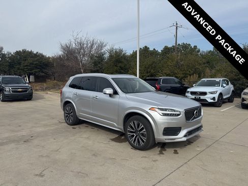 Used 2021 Volvo XC90 T6 Momentum w/ Advanced Package image 3