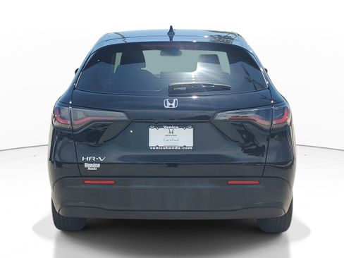 Used 2023 Honda HR-V LX image 5