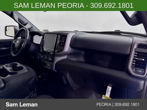 New 2026 RAM 1500 Express AWD/4WD image 26