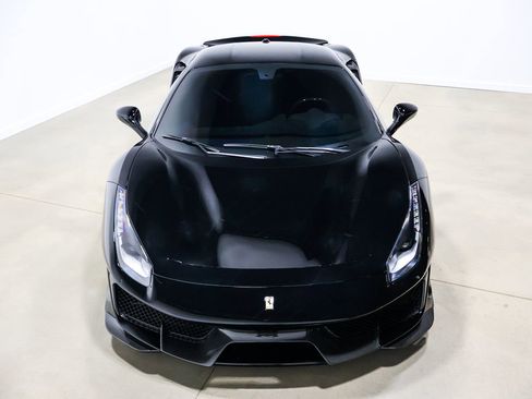 Used 2020 Ferrari 488 Pista image 32